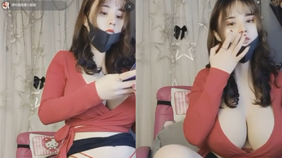 骚气主播深夜自慰直播，蜜穴湿透求哥哥疼爱！海报剧照